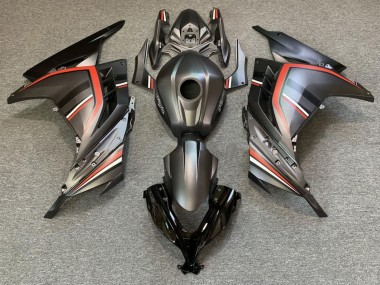 Carenados Moto Kawasaki Ninja 300 2013-2024 - Negro Mate Rojo Fábrica