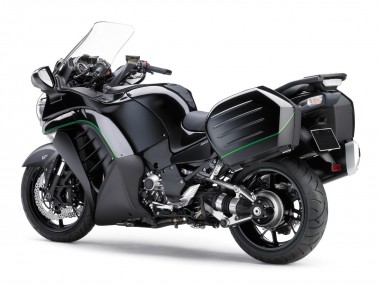 Carenados Moto Kawasaki GTR1400/ZG1400 2007-2009 - Negro Mate Verde Línea Fábrica