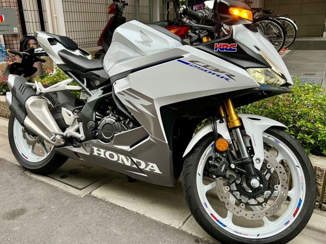Carenados Moto Honda CBR250RR 2023-2024 - Plata Gris Fábrica