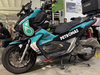Carenados Moto Honda ADV150 2018-2021 - Azul Verde Rojo Negro Brillante Petronas Fábrica