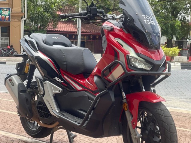 Carenados Moto Honda ADV150 2018-2021 - Rojo Blanco Negro Fábrica